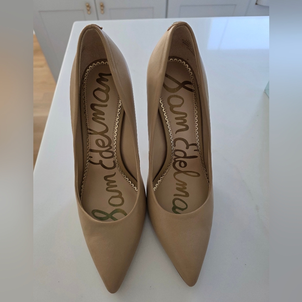 Sam Edelman Women's Tan Pumps